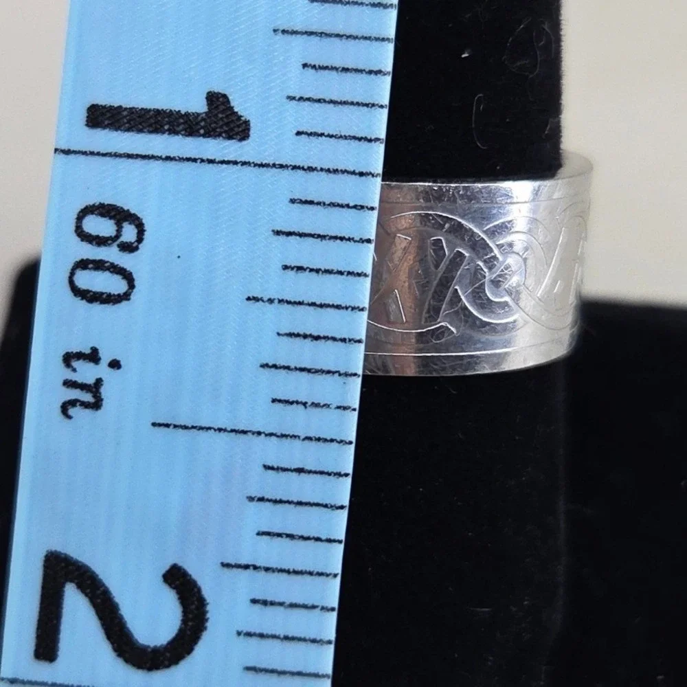 Celtic Knot Etched Band‎ Ring Silver Tone Metal Size 10 Unisex Wide Band